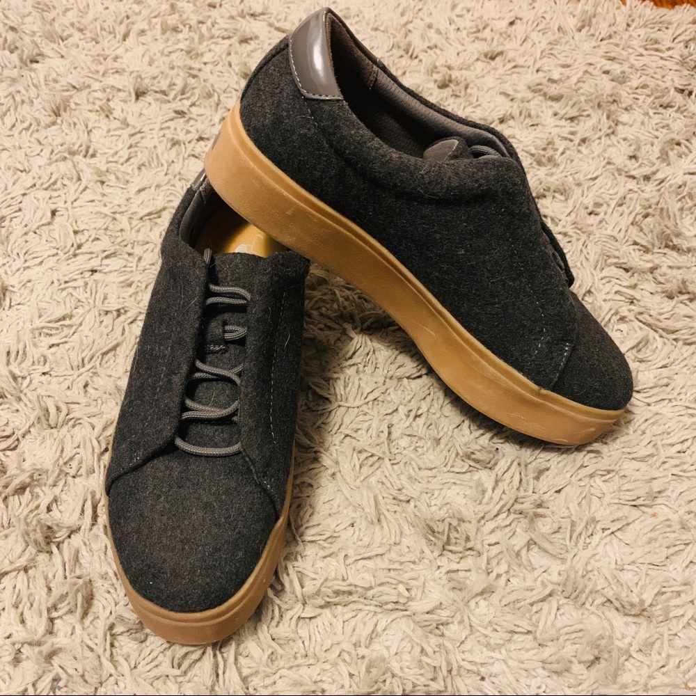 Sold- wool platforms Dr Scholls Original